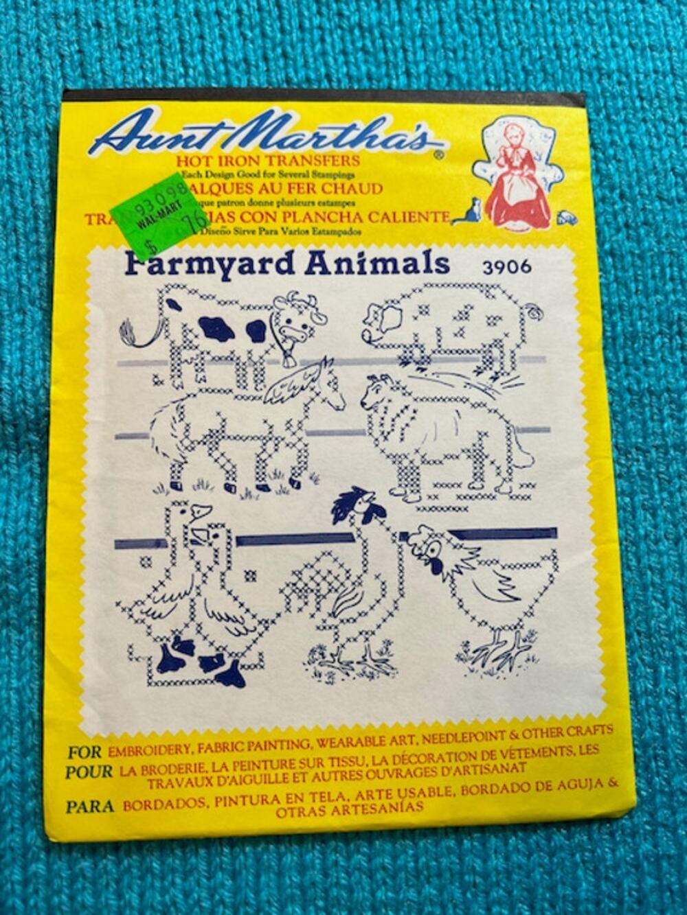 Aunt Marthas iron on transfers 3906 farmyard Animals